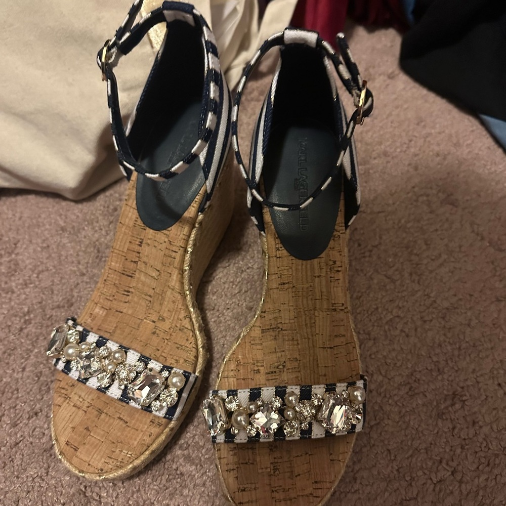 Karl Lagerfeld Navy and White Wedge Sandals